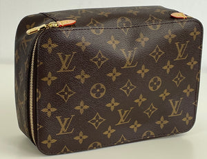 Louis Vuitton packing cube MM monogram