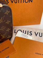 Load image into Gallery viewer, Louis Vuitton packing cube MM monogram