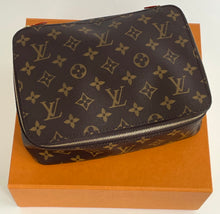 Load image into Gallery viewer, Louis Vuitton packing cube MM monogram