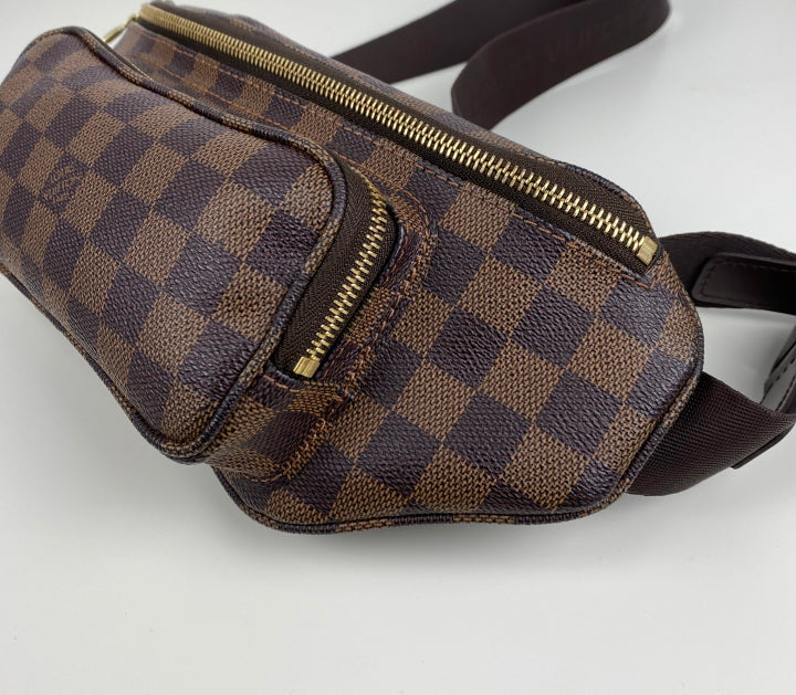 Louis Vuitton melville waist/bumbag – Lady Clara's Collection