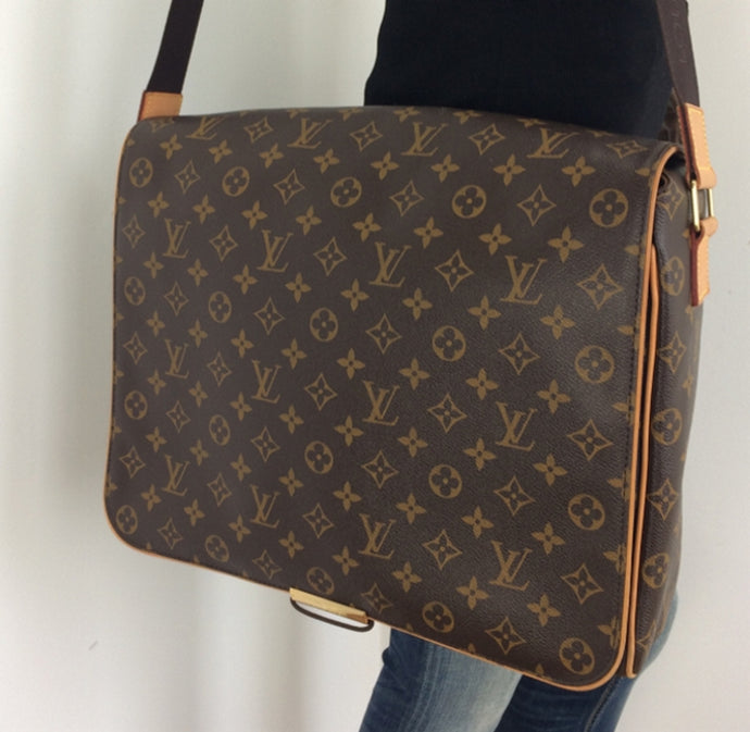 Louis Vuitton abbesses GM monogram messenger bag
