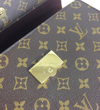 Load image into Gallery viewer, Louis Vuitton Cluny MM monogram
