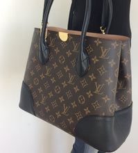 Load image into Gallery viewer, Louis Vuitton flandrin monogram black tote
