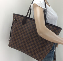 Load image into Gallery viewer, Louis Vuitton neverfull MM damier