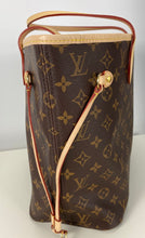 Load image into Gallery viewer, Louis Vuitton neverfull MM