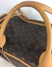 Load image into Gallery viewer, Louis Vuitton pet/ dog carrier 40 monogram