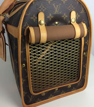 Load image into Gallery viewer, Louis Vuitton pet/ dog carrier 40 monogram