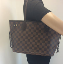 Load image into Gallery viewer, Louis vuitton neverfull pm damier