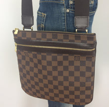 Load image into Gallery viewer, Louis Vuitton pochette bosphore damier