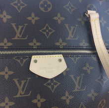 Load image into Gallery viewer, Louis Vuitton iéna MM