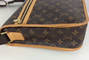 Louis Vuitton bosphore GM messenger bag